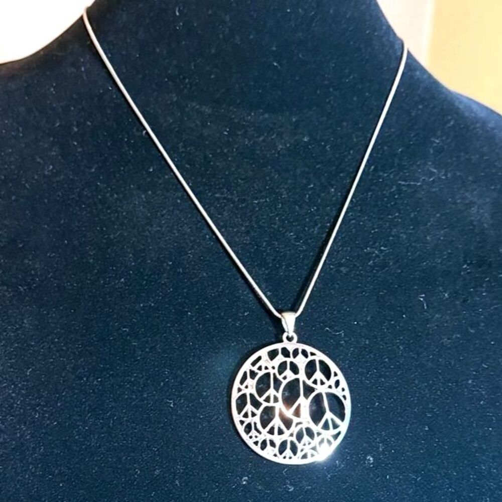 Silver Filigree Peace Sign Pendant Necklace Y2K Boho Whimsigoth Vintage